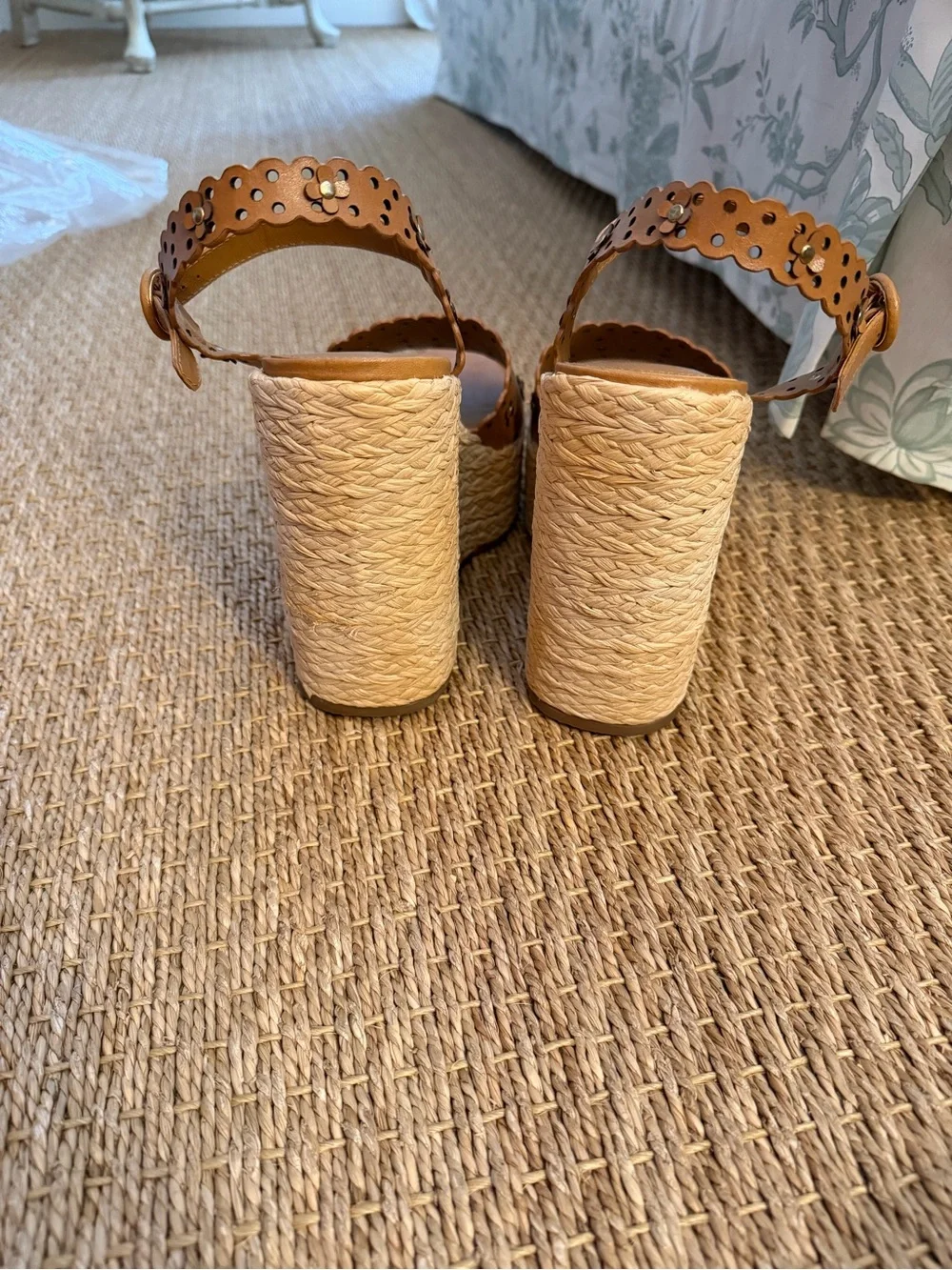 Larroudé Jasmine Wedges in biscuit leather